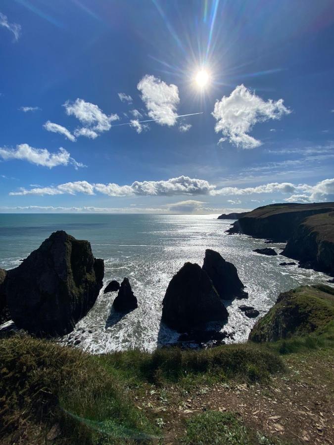 Daltons Bar Apartman Kinsale Kültér fotó